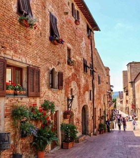 tumblr, tuscany and traditional