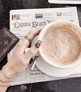 long nails, paper and nail art