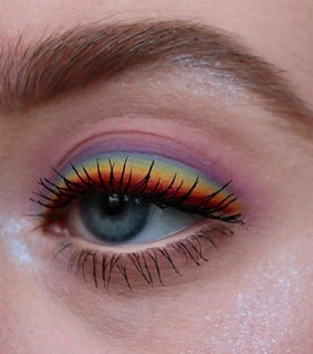 makeup, eyeliner and arcoiris