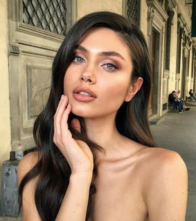 fashionable, pretty and good