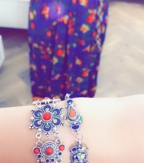 red, bijoux and blue