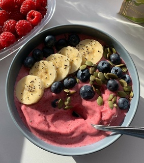 berries, acai bowl and summer
