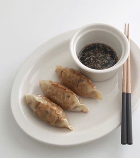 aes, yummy and brown