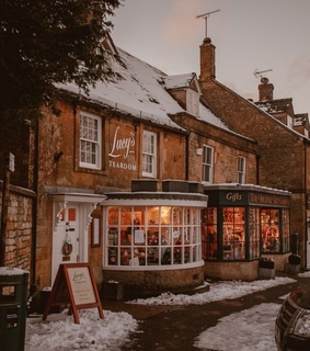 uk, romance and break