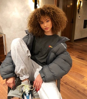 girl, house and pretty