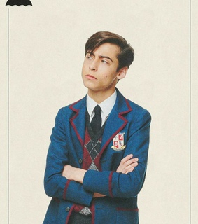 number 5, aidan gallagher and the umbrella academy