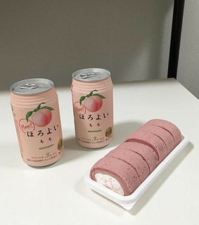 roll cake, peach and juice