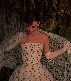 audrey hepburn, style and vintage