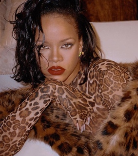 red lipstick, savagexfenty and black woman