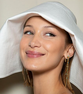 bella hadid icon, tumblr and model