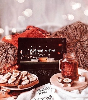netflix, friends and cocooning