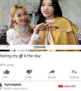 park gowon, lesbian and loona