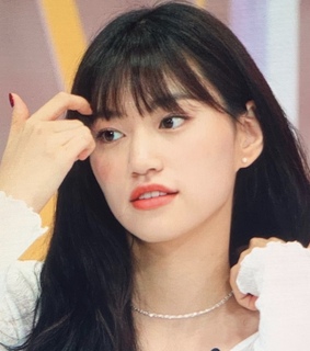 lua, yoojung and girls