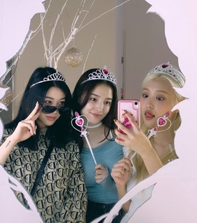 ahin, girls and nancy