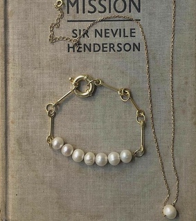 stylish, fashionable and blogger