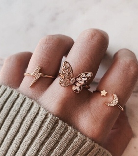 oro, ring and butterfly