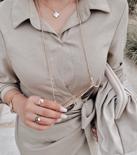 gold, fashion and nails