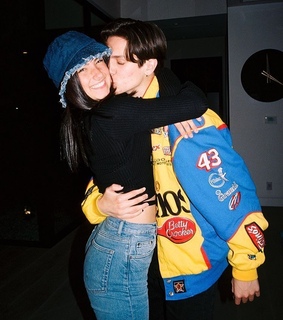 lil huddy, relationship and friends