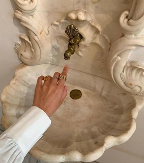 neutral colors, ancient and art