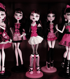 draculaura and monsterhigh