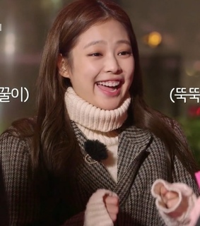 jenn?e ?con, blackpink jennie and jennie blackpink