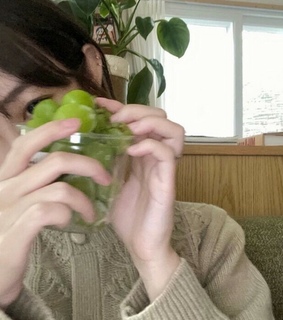 girl icons, chinese girls and ulzzang theme