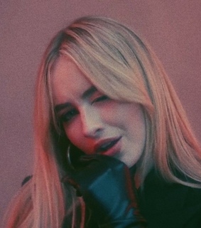 makeup, sabrina carpenter and blonde