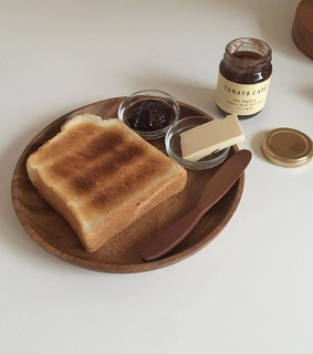 toast, minimalism and food