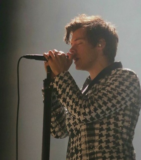 hs1, fine line and boy