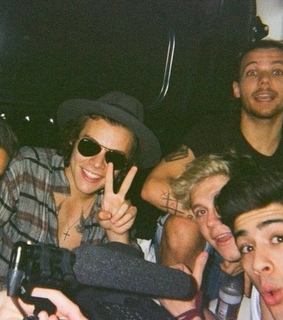 1d, singer and zayn malik