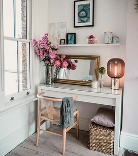interior, mirror and flowers