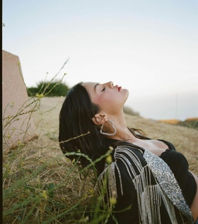 wow, pretty and girl