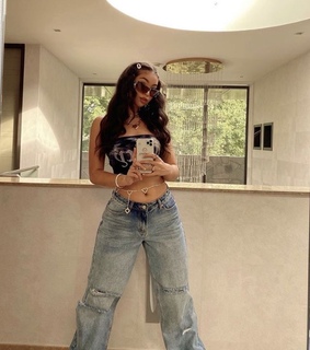 pretty, mirror and égirl