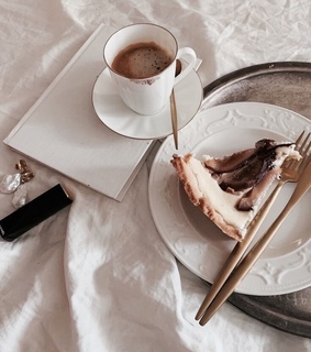 dessert, coffee and latte