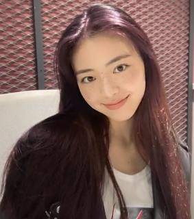 chaeryeong, ryujin and itzy