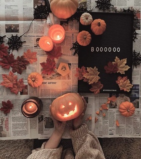pumpkins, scents and leaves