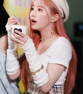 song hayoung, kpop and fromis