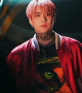 lq, pink hair and oh sehun