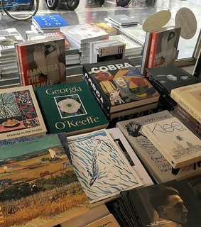 goals, beauty and dark academia