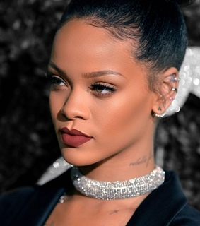 rihanna, jewellery and diamonds