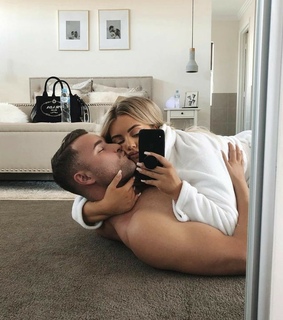 pretty, fashionable and blogger