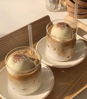 kim kardashian, lifestyle and sun summer