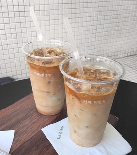 makeup highlighter, series movies and dogs cat animals