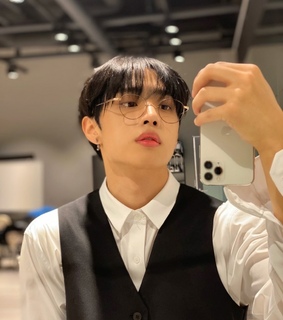 ju haknyeon, eric and younghoon