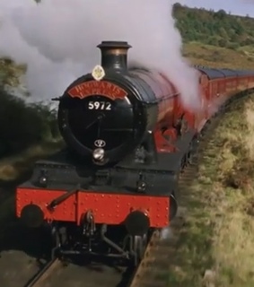 sorcerers stone, train and hogwarts express