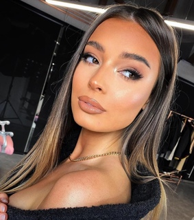 model, glowy and beauty