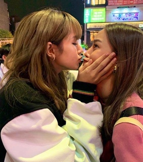 hd, jennie and jisoo