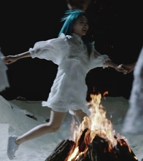 why not, blue hair and park chaewon