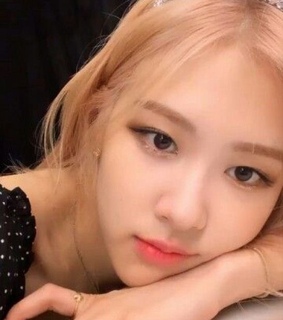 icon, girls and jisoo