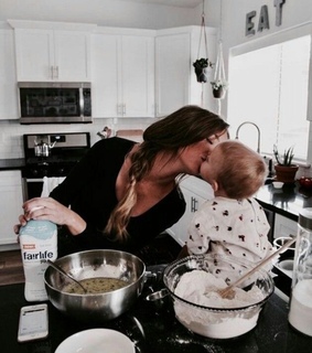 dessert, happy and discover